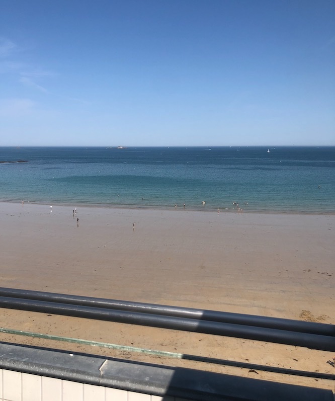 Photo 7 of the listing.