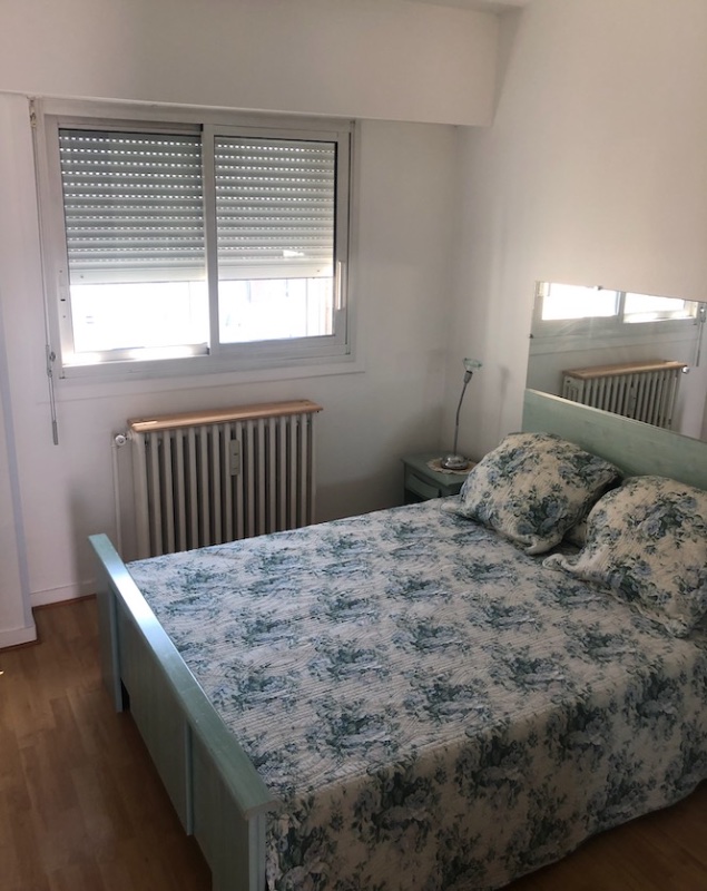 Photo 14 of the listing.