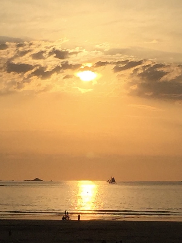 Photo 2 of the listing.