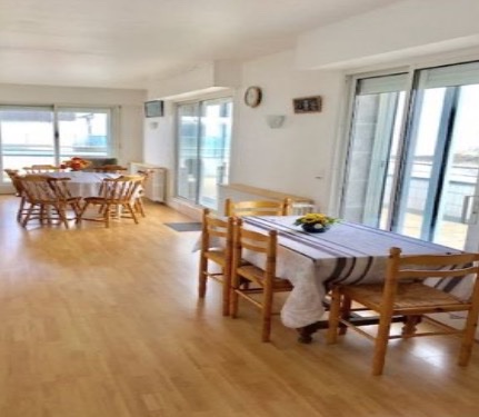 Photo 9 of the listing.