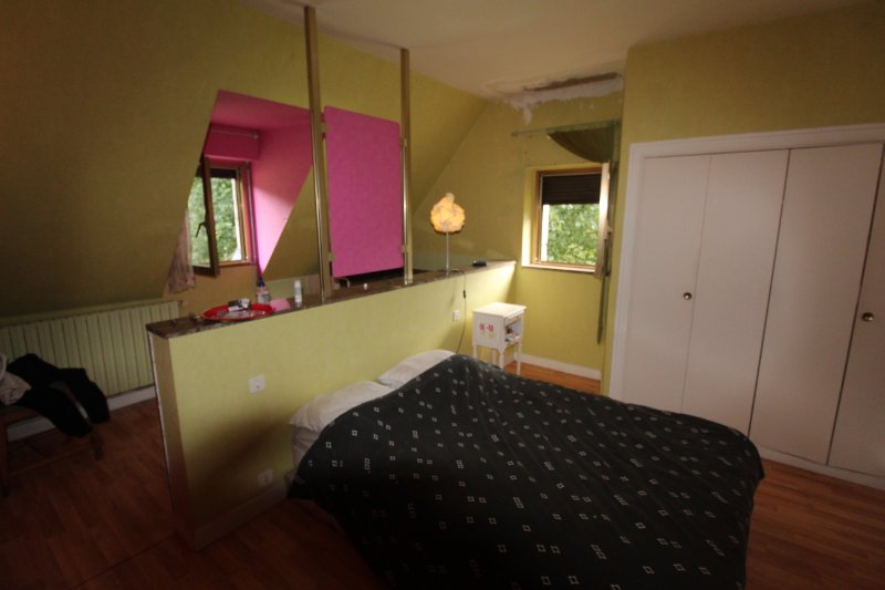 Photo 17 of the listing.