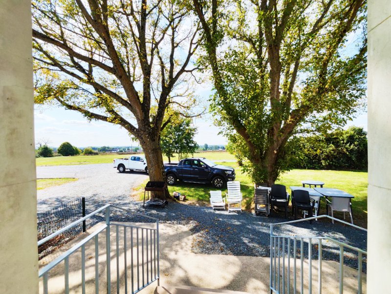 Photo 13 of the listing.