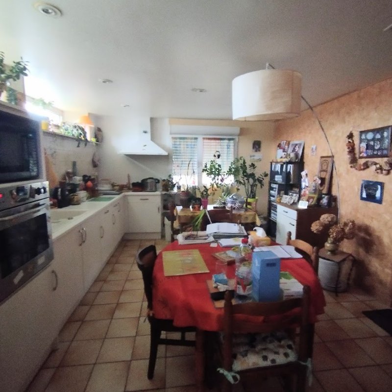 Photo 17 of the listing.