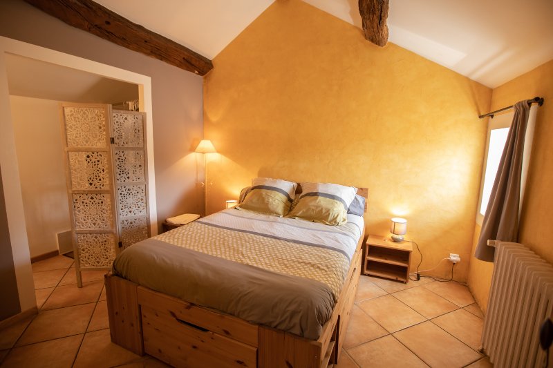 Photo 10 of the listing.