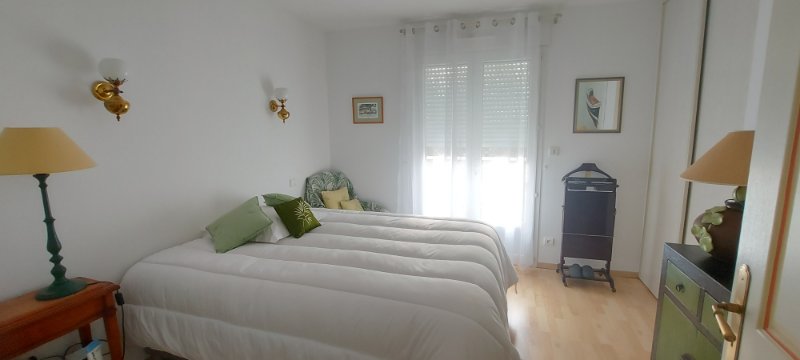 Photo 8 of the listing.