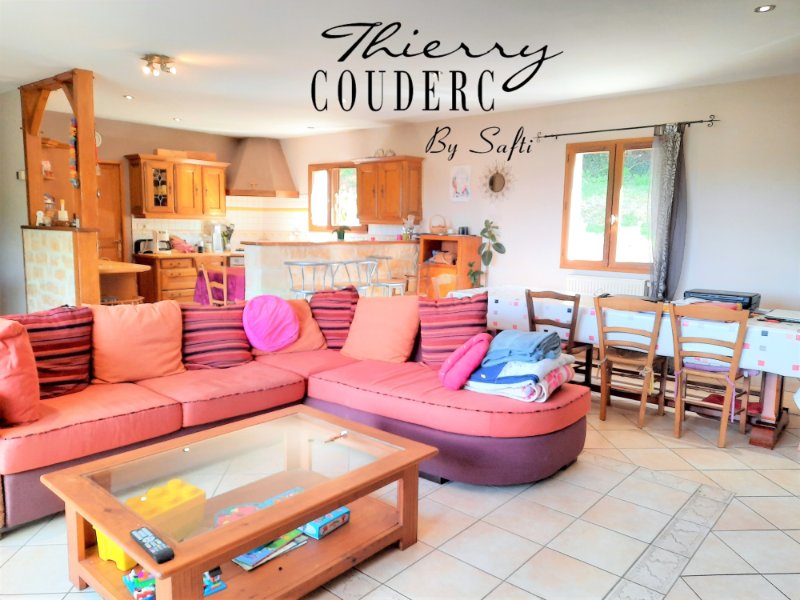 Photo 4 of the listing.