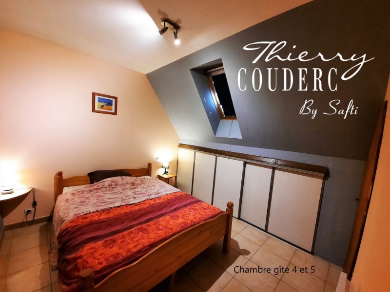 Photo 6 of the listing.