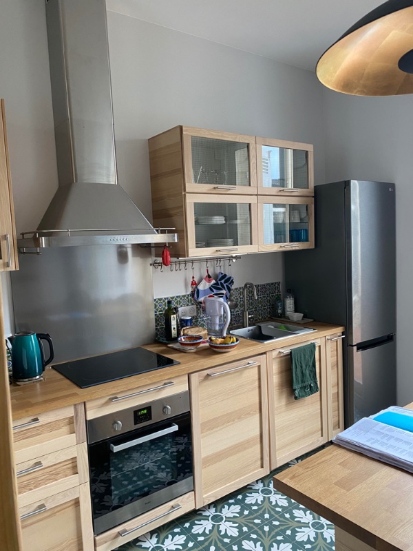 Photo 2 of the listing.