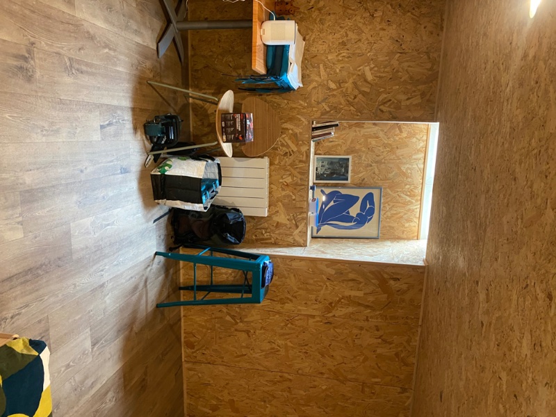 Photo 7 of the listing.