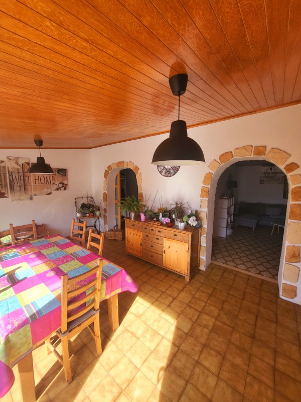 Photo 9 of the listing.