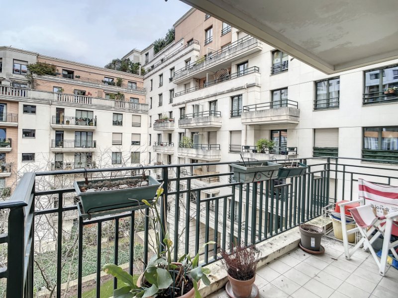 Photo 10 of the listing.