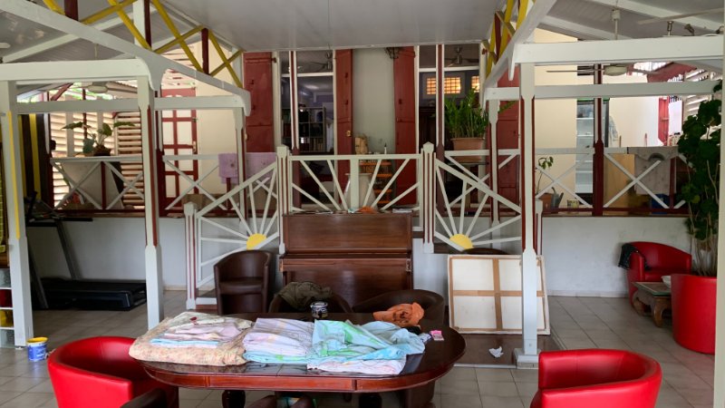 Photo 3 of the listing.