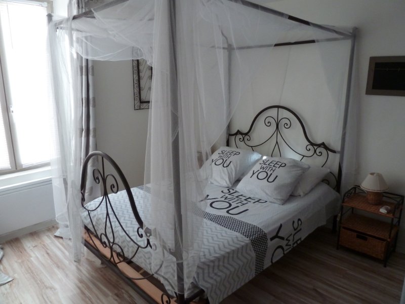 Photo 16 of the listing.