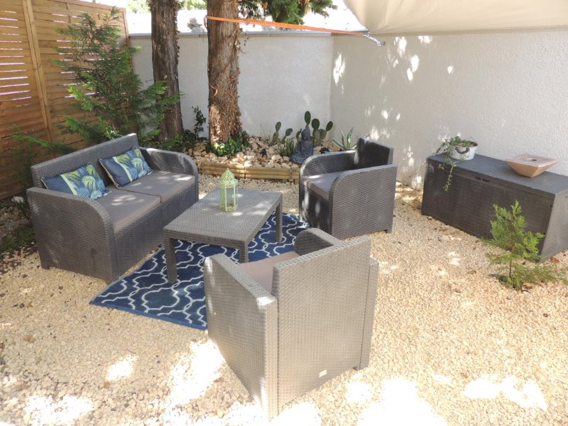 Photo 14 of the listing.