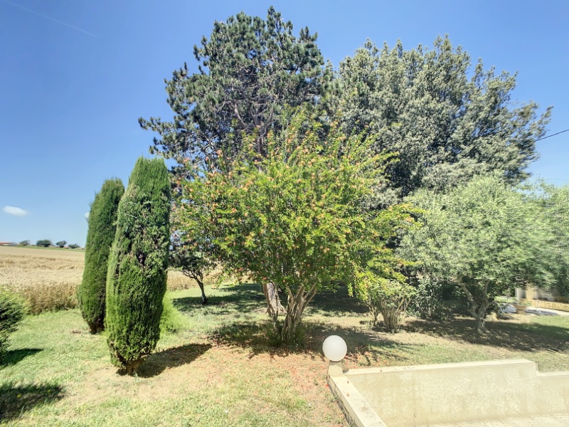 Photo 22 of the listing.