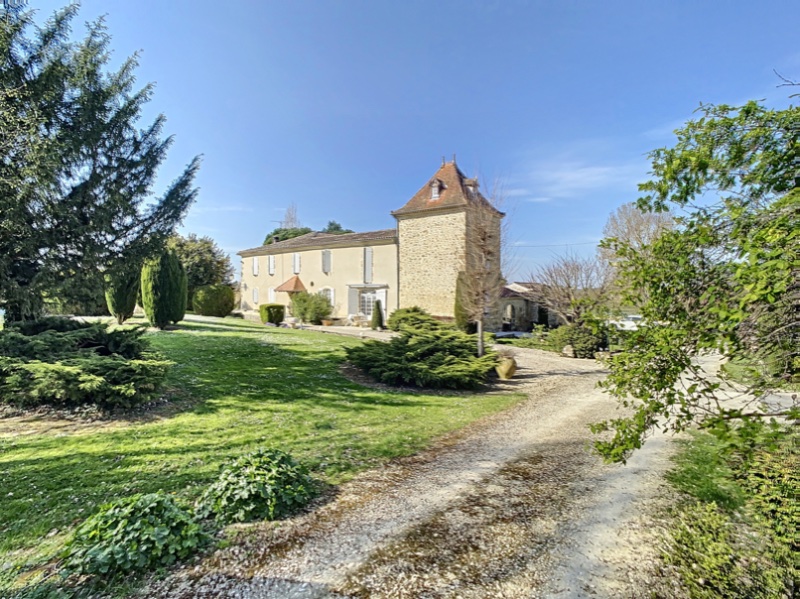 Photo 20 of the listing.