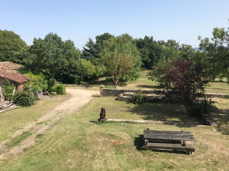 Photo 14 of the listing.