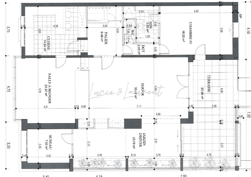 Photo 10 of the listing.